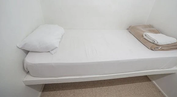 Dorm Style (Men Only)